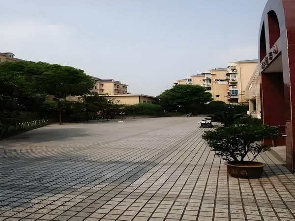 易世决